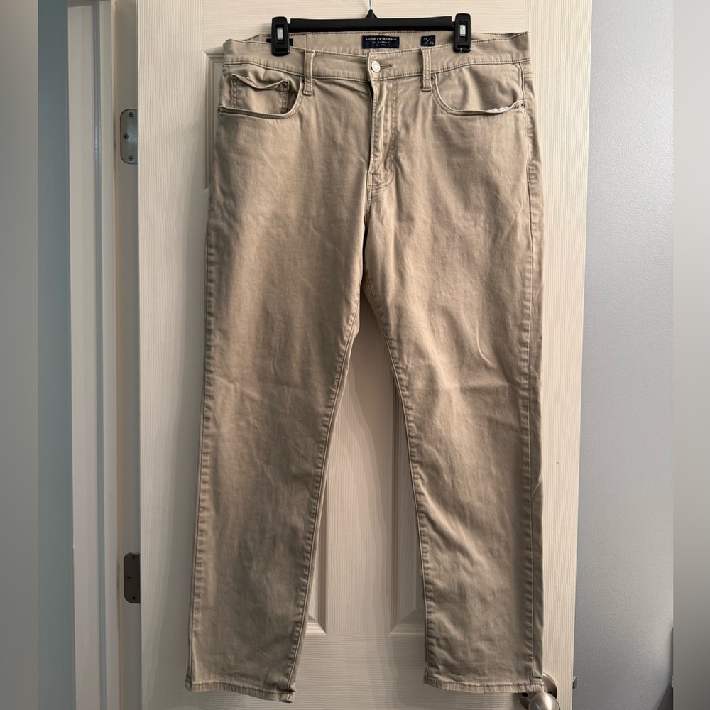 Lucky Brand Slim Striaght Jeans